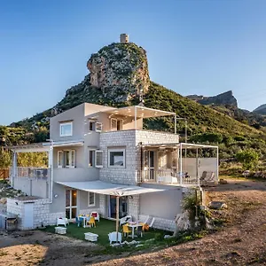 La Finestra Sul Mare Dello Zingaro Scopello (Sicily)